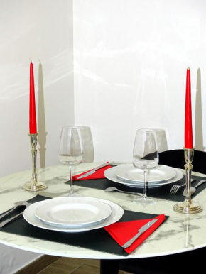 TILIA JOURDAN-Studio Cosy Aix Centre-Cours MIRABEAU-PARKING-WIFI-SMART TV-RUE CALME